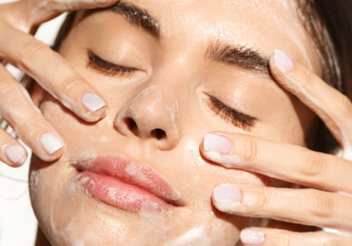 Gentle Cleansing and Moisturizing for Healthy Post-Chemical Peel Skin